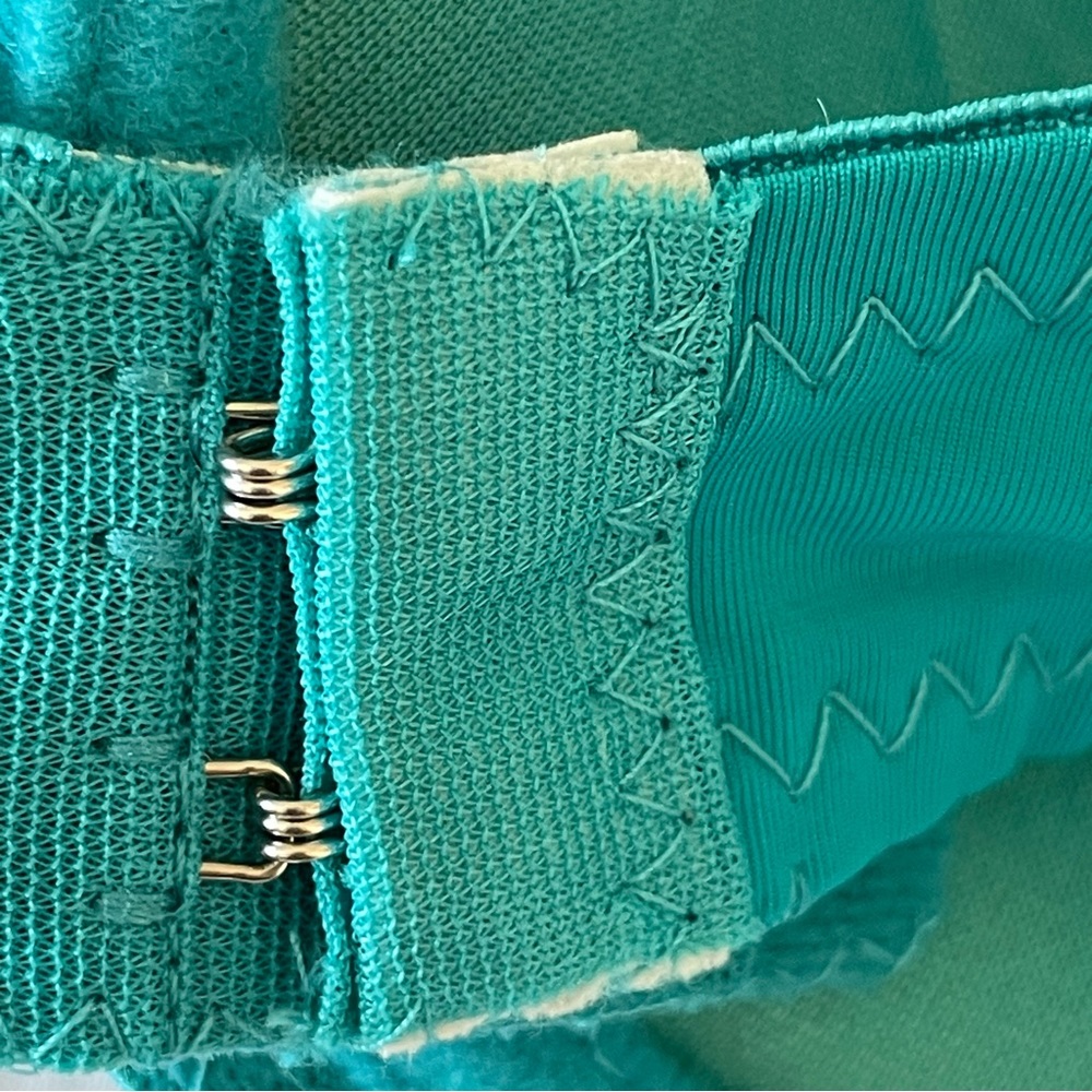 Bra Set - Picture 3 of 5